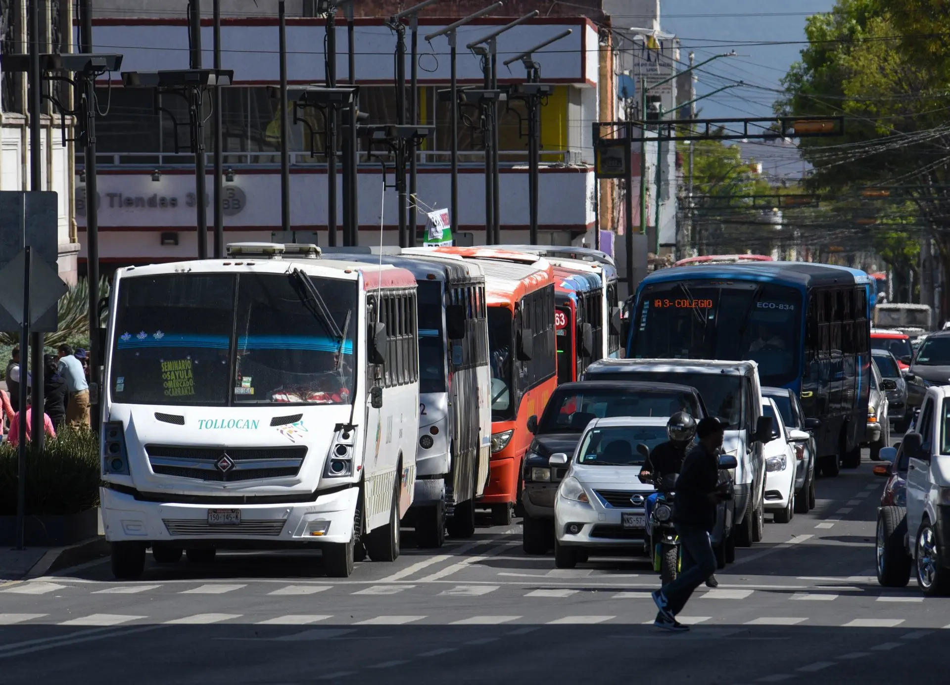 El Gobierno del Estado de México informó que ha atendido más de 3 mil 600 quejas por mal servicio de transporte público. Cuartoscuro.