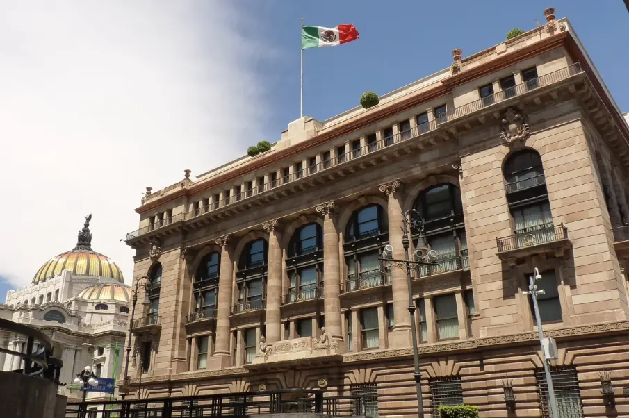 El peso logró mantenerse firme gracias en parte a las medidas tomadas por Banxico para reforzar la estabilidad financiera del país. Gobierno de México.
