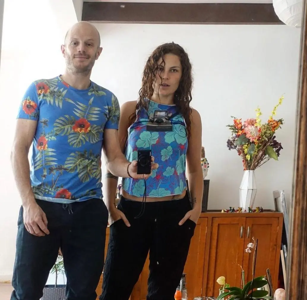 Vive con su prometida Delia García, en una lujosa residencia al sur de la Ciudad de México.