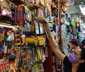 ¿Cuándo depositan el apoyo de secundaria para uniformes y útiles escolares 2025?