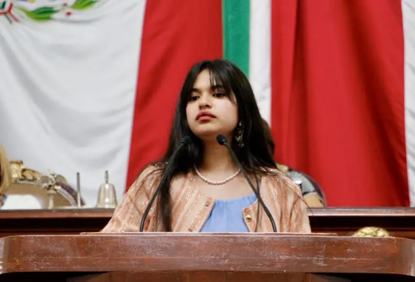 Joven encara a legisladores en pleno Premio de la Juventud CDMX 2025: "Ni siquiera nos escuchan... ¡es una burla!"