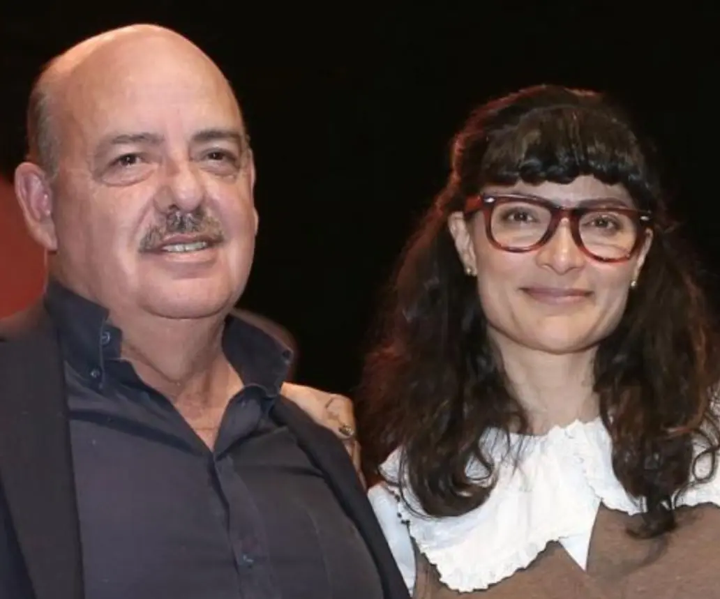 No tuvo un papel en la telenovela, pero fue el productor y guionista de 'Yo soy Betty, la fea'. Falleció en enero de 2019, a la edad de 58 años, por un infarto fulminante.