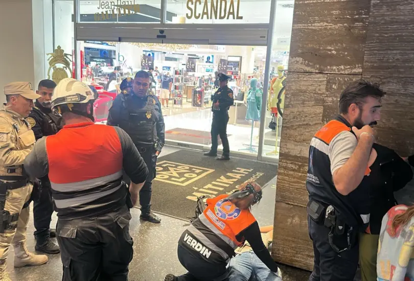 Se desploma elevador en Plaza Mitikah, CDMX: hay dos heridos