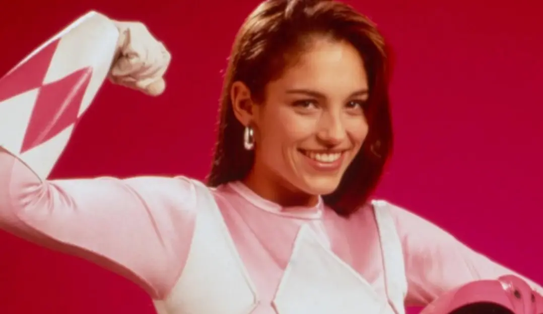 Amy Jo Johnson interpretó a Kimberly Hart (Ranger Rosa)
