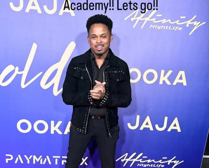 Actualmente tiene 54 años. Tras su paso por "Power Rangers", ha trabajado prestando su voz en películas animadas y videojuegos.