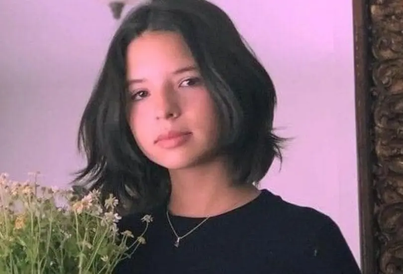 Ángela Aguilar en su adolescencia