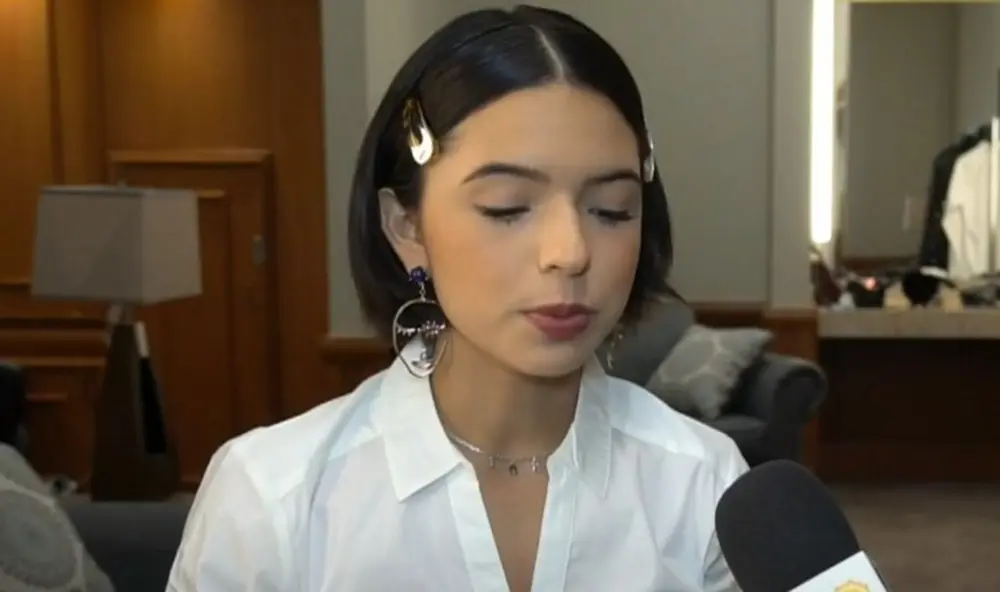 En 2020, colaboró con Christian Nodal en el tema 'Dime cómo quieres'.