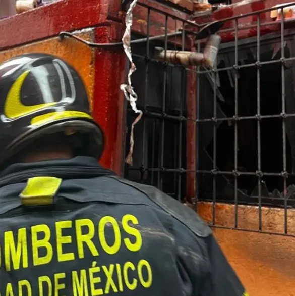 Explosión de gas sacude la Benito Juárez: seis heridos y daños en varios departamentos