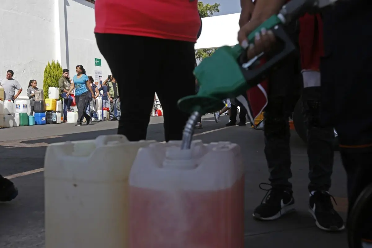 Autoridades llaman a ciudadanía a evitar compras de pánico. Cuartoscuro.