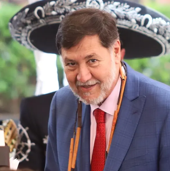 A las 12 se me hace calabaza la presidencia del Senado: Noroña se despide con mariachis y tamales
