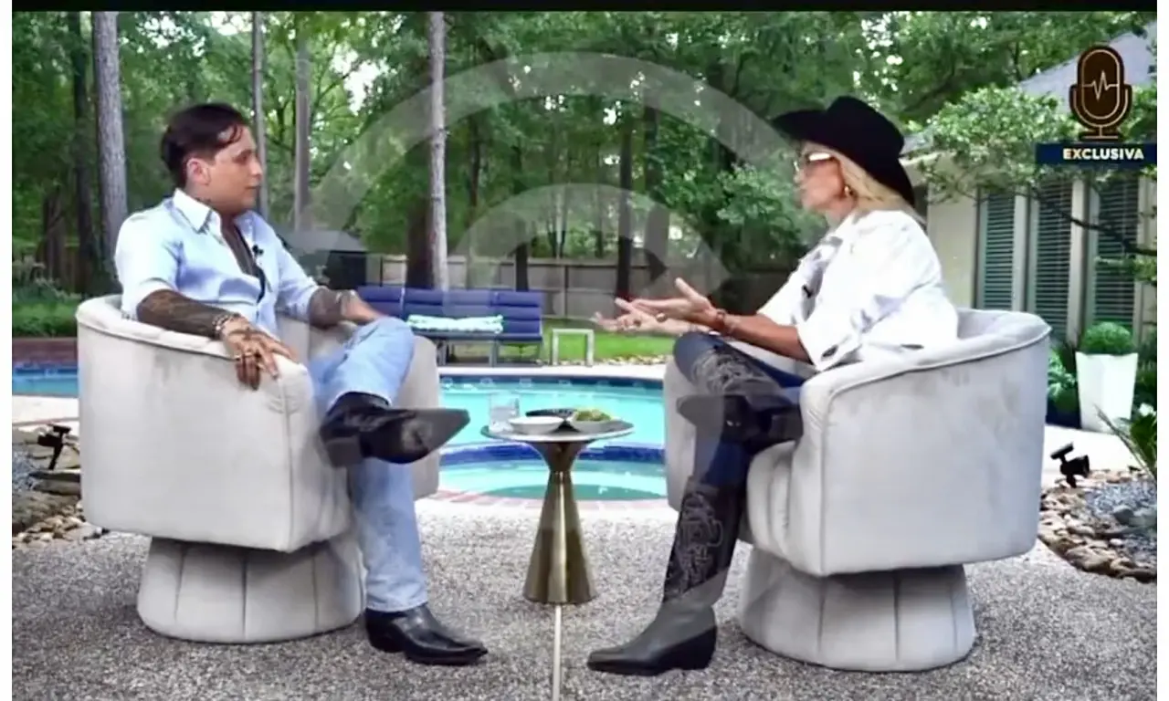  ¿Adela Micha se blindó legalmente ante posible demanda de Nodal por polémica entrevista?
 