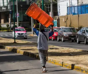 Ley contra franeleros 2025: conoce las horas de arresto y multas por ocupar la vía pública