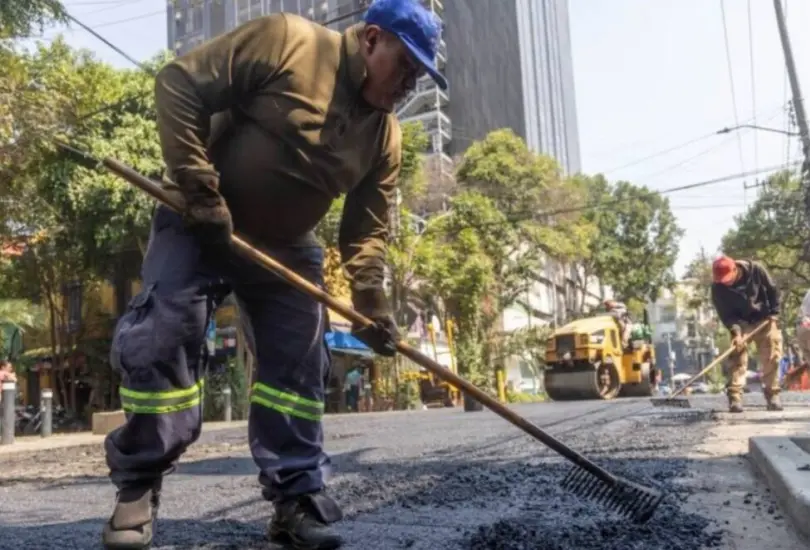 CDMX invertirá 2 mil 750 millones en 2025 para repavimentar y bachear.