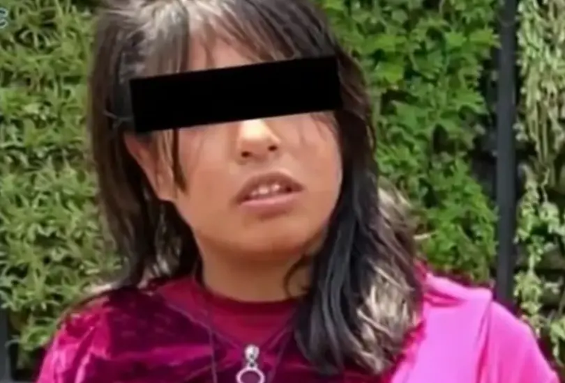 Al llegar al sitio, los uniformados encontraron a la mujer en posible estado de intoxicación y con el bebé de apenas 25 días en brazos.