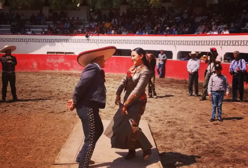 Habrá presentaciones de escaramuzas, además de rutinas de jaripeo y toro gol, todo acompañado de música en vivo.