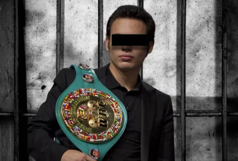 Julio César Chávez Jr. es investigado por el delito de crimen organizado.