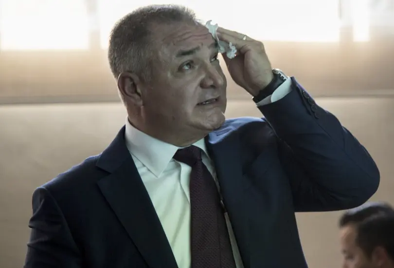La falta de contacto directo con su cliente y la imposibilidad de revisar el expediente dificultan la preparación de la apelación. La falta de contacto directo con su cliente y la imposibilidad de revisar el expediente dificultan la preparación de la apelación.