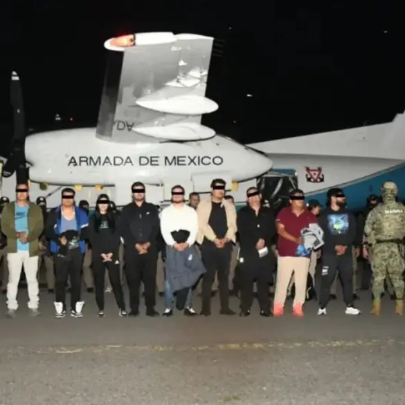 Detienen a jefe de plaza "El Cachorro" y 13 más por tráfico de armas en Edomex, Jalisco y Nayarit