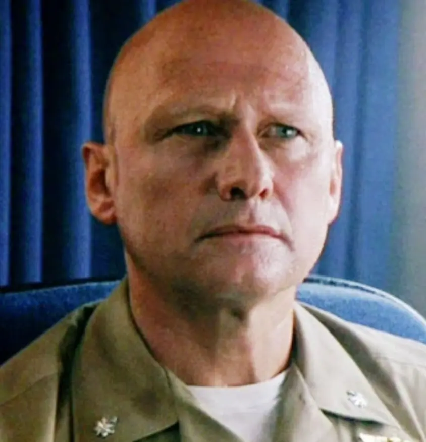 James Tolkan interpretó a Tom 'Stinger' Jordan