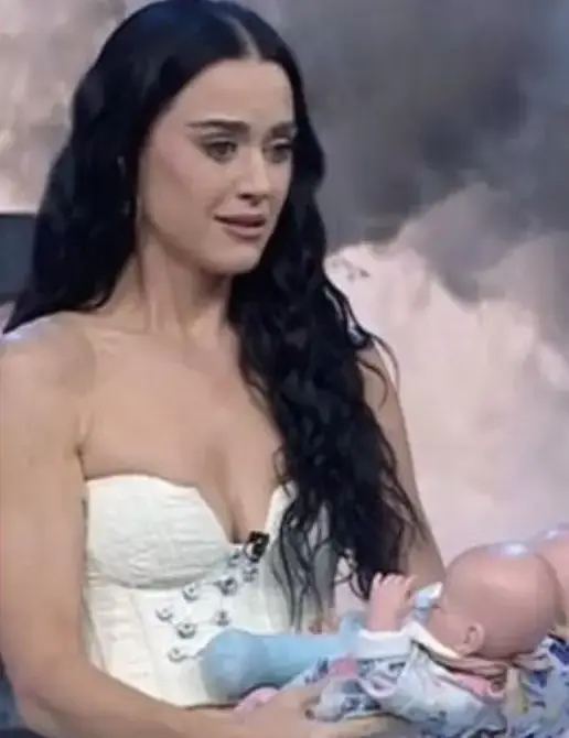 Los espectadores criticaron el comportamiento de la producción con la cantante. Captura de pantalla.