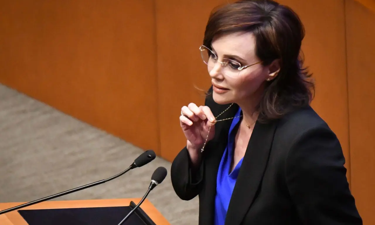  Aseguran que Lilly Téllez fue amenazada por el CJNG. 