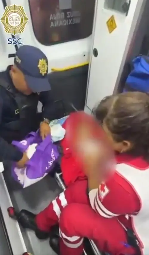 De acuerdo con el reporte oficial, el hallazgo se dio luego de que policías atendieron una denuncia por una persona en peligro. SSC CDMX.