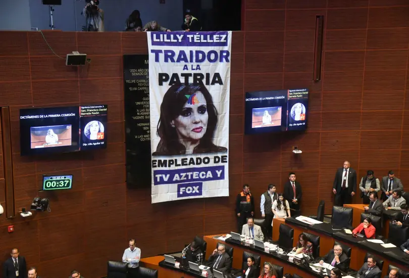 La senadora fue más allá al acusar que el actual gobierno encubre operaciones de los cárteles