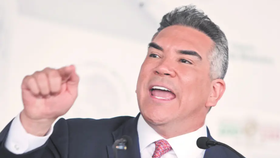 La Fiscalía de Campeche tiene cuatro carpetas de investigación que involucran a el actual líder nacional de PRI con diversas irregularidades Especial
