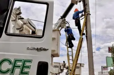 CFE invertir&aacute; en m&aacute;s de 300 bancos de bater&iacute;as para reforzar el sistema el&eacute;ctrico nacional