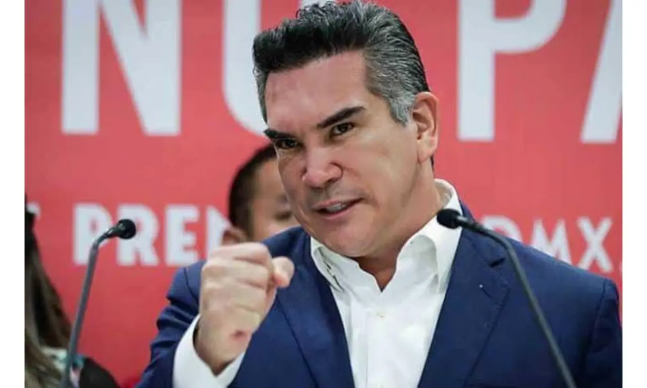  Alito Moreno acude a sesión de Noroña tras pelea en el Senado 