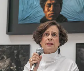 El dolor es demasiado grande: Denise Dresser revela cómo su ex esposo le quitó la custodia de sus hijos