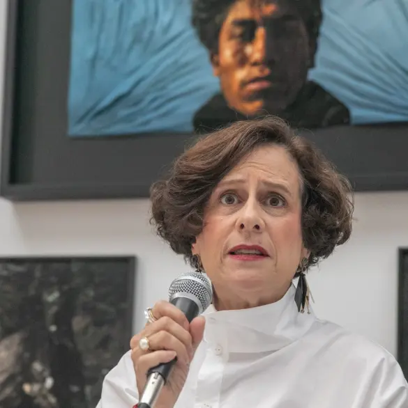 El dolor es demasiado grande: Denise Dresser revela cómo su ex esposo le quitó la custodia de sus hijos