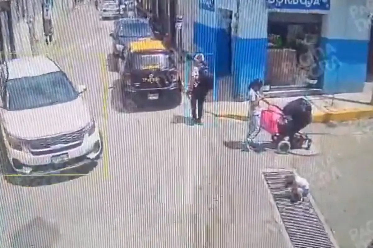 Camioneta atropella a menor en Puebla Especial