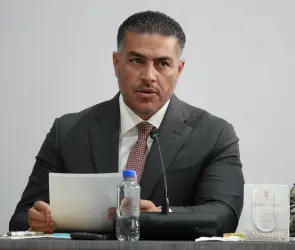 Harfuch anuncia decomiso de arsenal y 150 kilos de metanfetamina en Culiacán