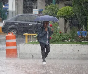 Caos vial y retrasos en el Metro: fuertes lluvias golpean a la CDMX