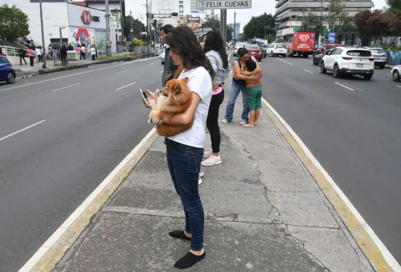 Por primera vez, el alertamiento vía telefonía celular será parte central del simulacro. Por primera vez, el alertamiento vía telefonía celular será parte central del simulacro.