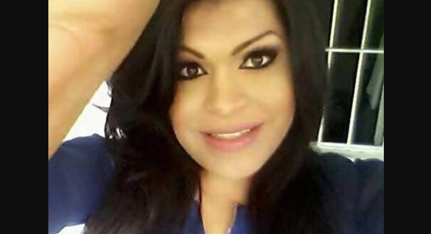 Solo terminó la primaria y no quiso continuar la secundaria porque sus compañeros la molestaban.<br>