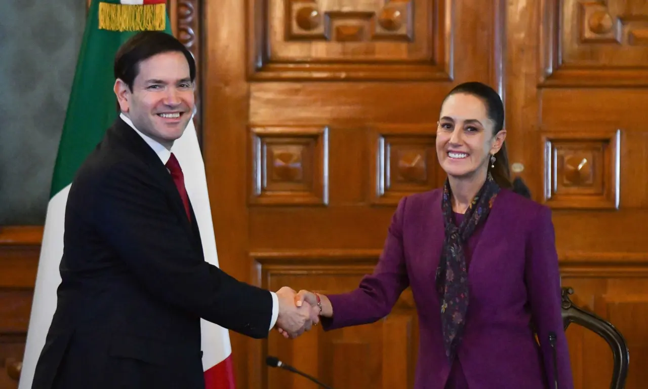  Marco Rubio se encuentra con Sheinbaum en Palacio Nacional 