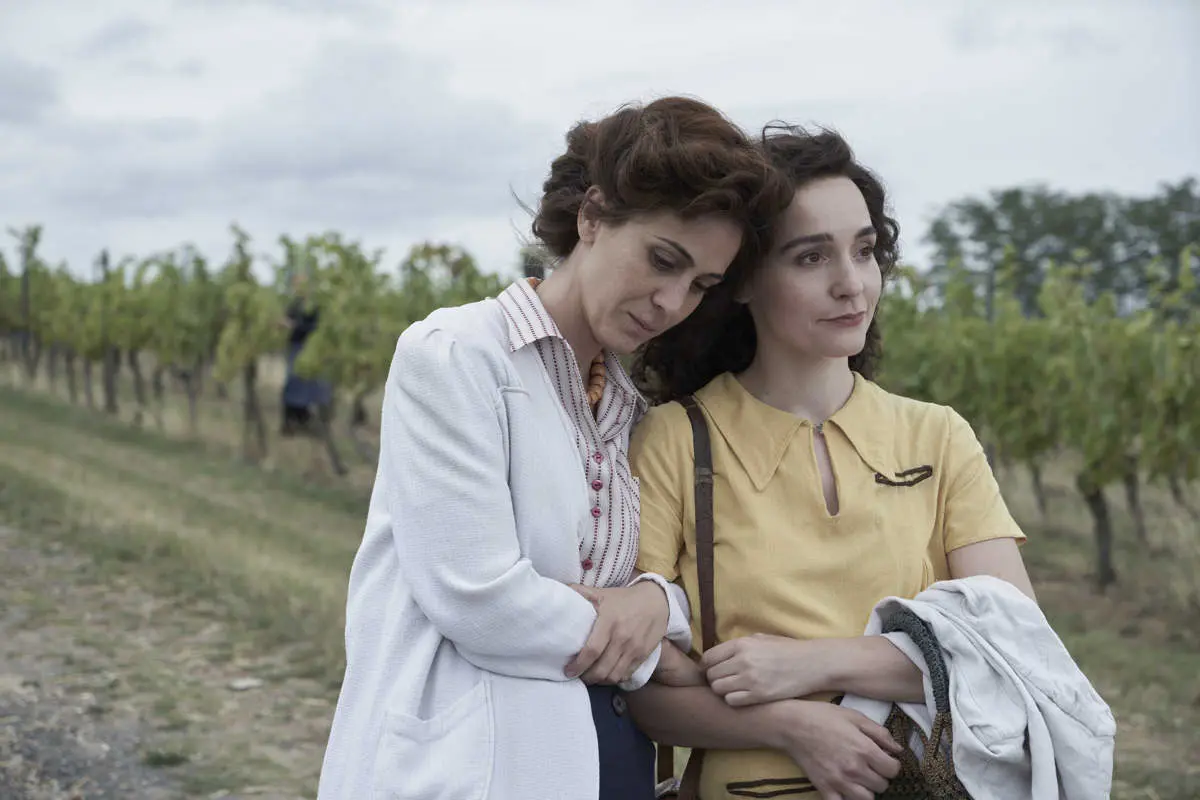 Leonora, una película sobre la artista surrealista Somos Piano