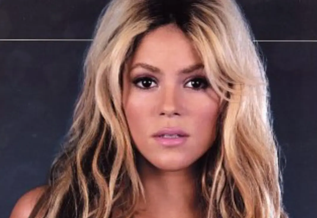 Shakira es una de las artistas más galardonadas en la música latina, con 13 premios Grammy Latinos.