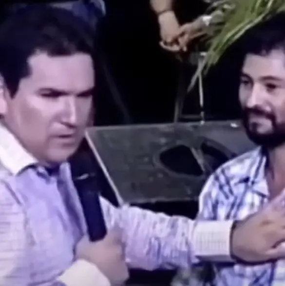 Pastor Jorge Pompa pide escrituras de una casa a feligrés en Honduras