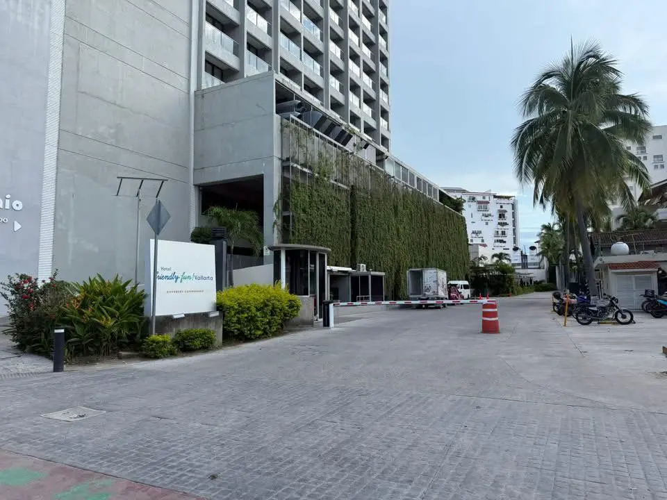 Hallan cadáver de trabajador en una cisterna de hotel Especial