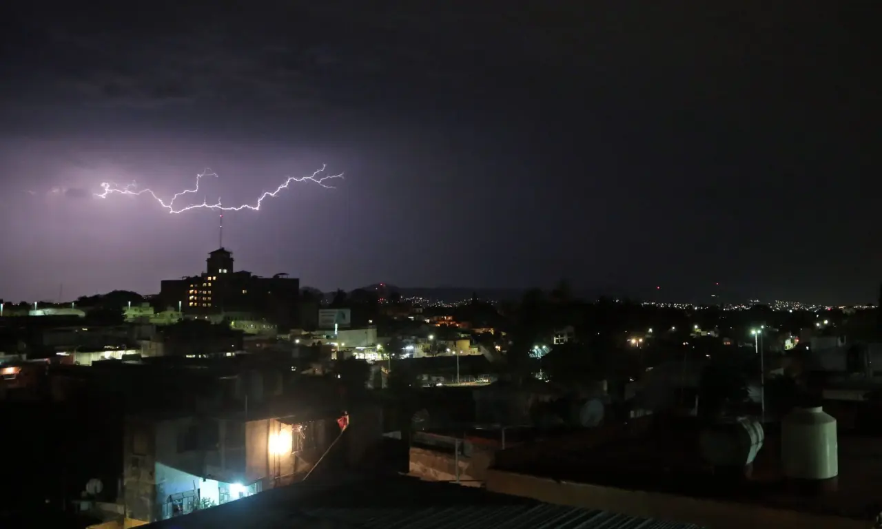  Habrá tormentas eléctricas. 