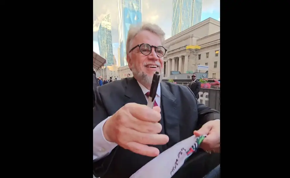 Guillermo del Toro sorprende con su cambio TikTok