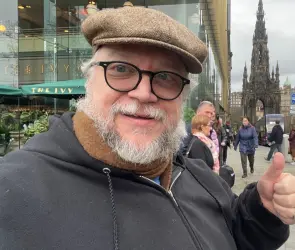 Guillermo del Toro sorprende con su cambio f&iacute;sico tras perder 80 kilos