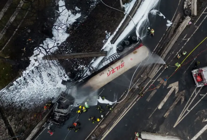 Vista aérea de la zona de explosión, en la avenida Ignacio Zaragoza.