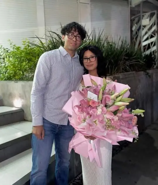 Ana Daniela Barragán Ramos junto a su novio Especial