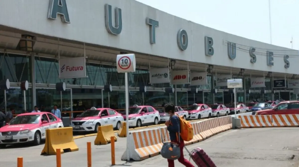  De acuerdo con las autoridades de la Central de Autobuses del Norte entre 15 y 20 mil pasajeros se vieron afectados. 
 