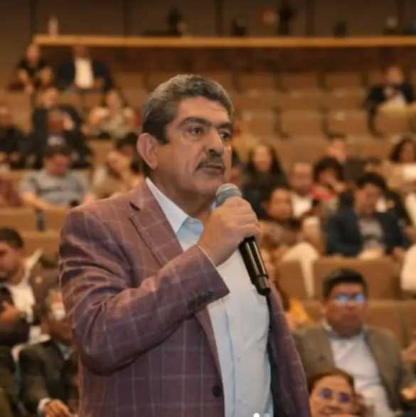 Diputado Manuel Espino sufre derrame cerebral; está en terapia intensiva