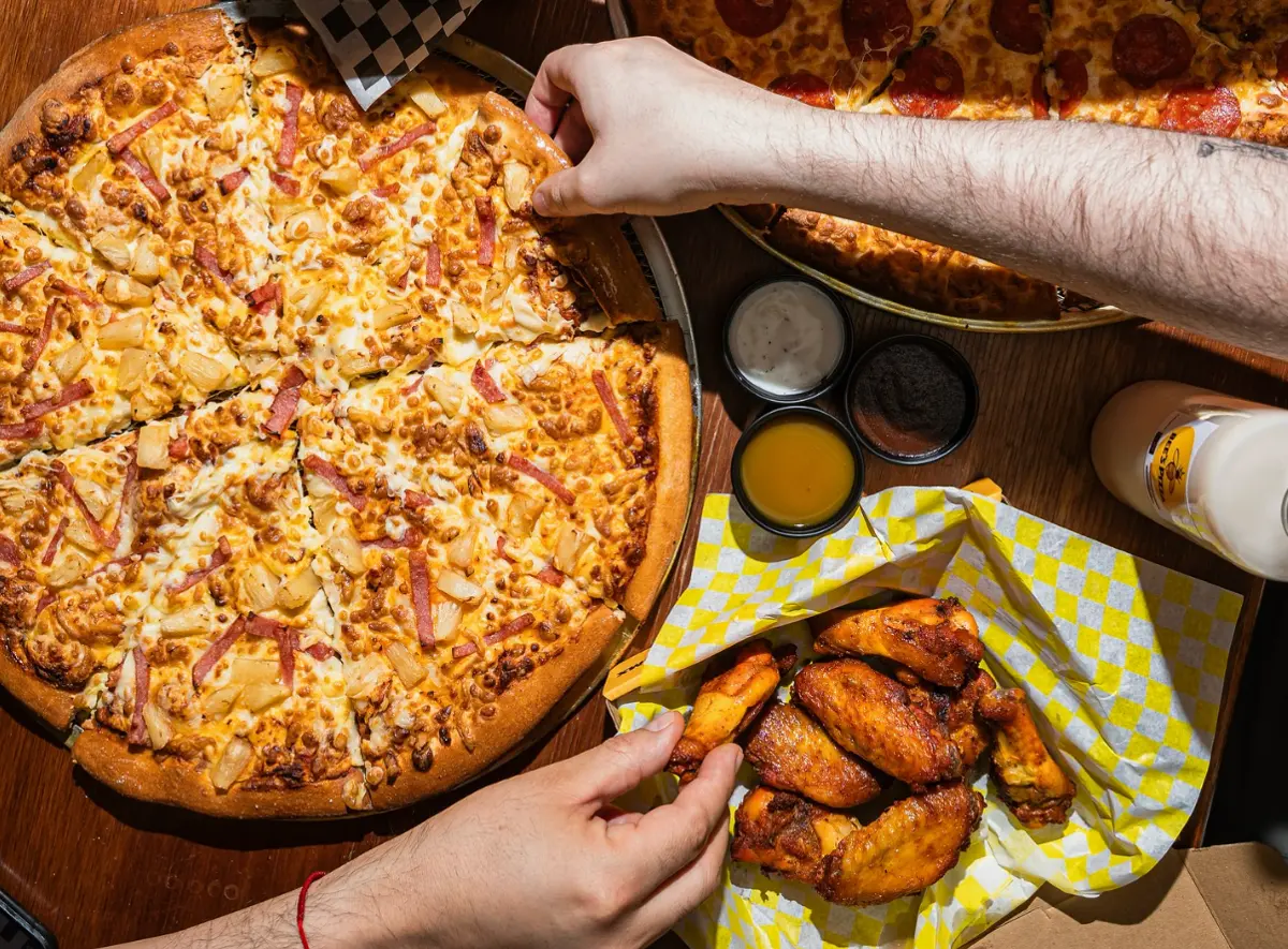 Bee´s Pizza llega a Sullivan Bee´s Pizza